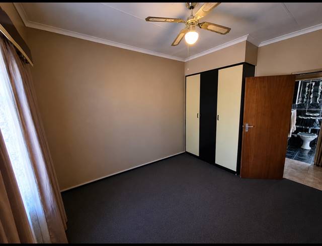 3 BEDROOM HOUSE FOR SALE IN VANDERBIJLPARK CW 3